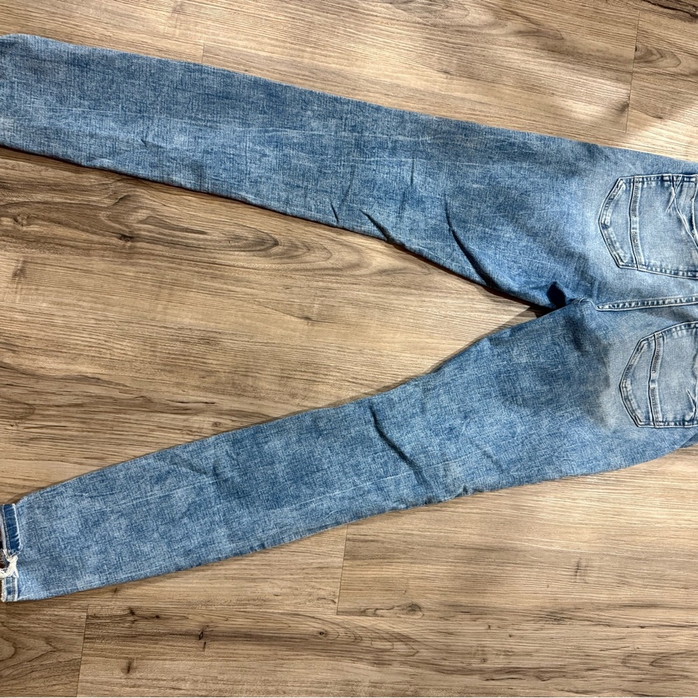Light Payton Blue universal Skinny Jeans - Picture 6 of 7